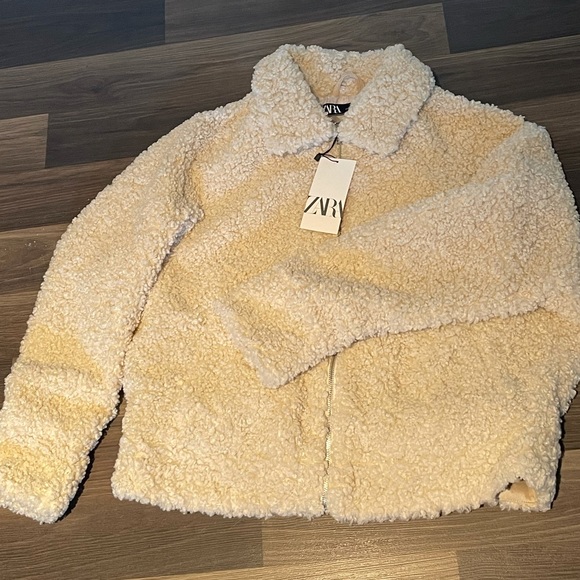 Short faux shearling jacket, so cozy warm comfy - Picture 5 of 6